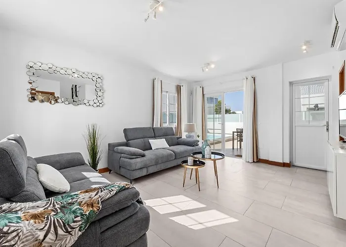 Atlantica - Heated Pool In * Playa Blanca (Lanzarote)