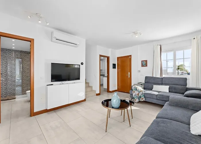 Atlantica - Heated Pool In Vila Playa Blanca (Lanzarote)