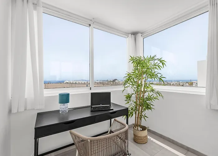 Atlantica - Heated Pool In Vila Playa Blanca (Lanzarote)