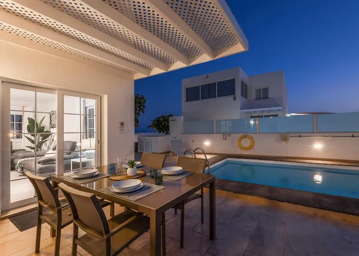 Vila Atlantica - Heated Pool In Playa Blanca (Lanzarote)