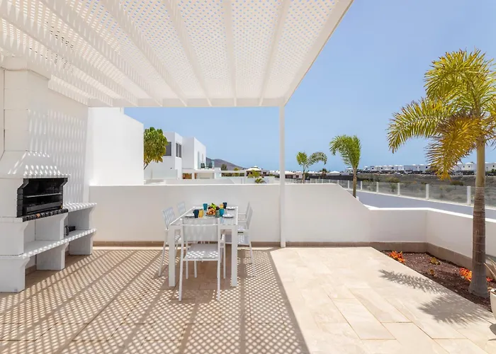 Atlantica - Heated Pool In Vila Playa Blanca (Lanzarote)