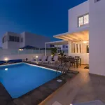 Atlantica - Heated Pool In فيلة *
